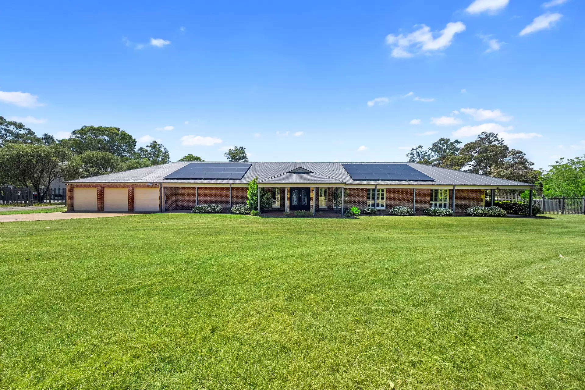 9 Avon Place, Windsor Downs For Sale by Cutcliffe Properties - image 1