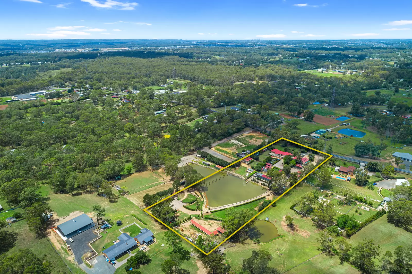 23 Scheyville Road, Oakville Auction by Cutcliffe Properties - image 1