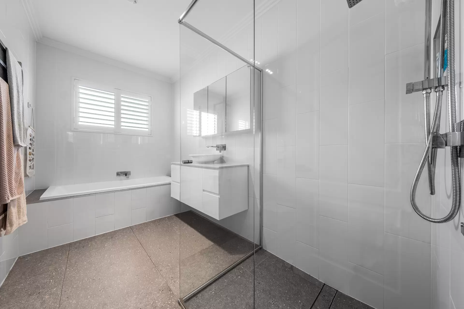 284 Devlin Road, Castlereagh For Sale by Cutcliffe Properties - image 1