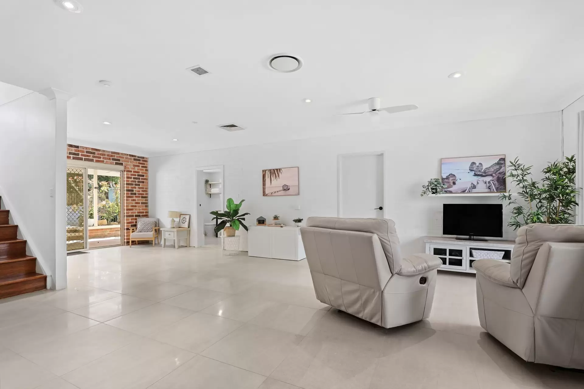 45 Old Hawkesbury Road, McGraths Hill Sold by Cutcliffe Properties - image 1