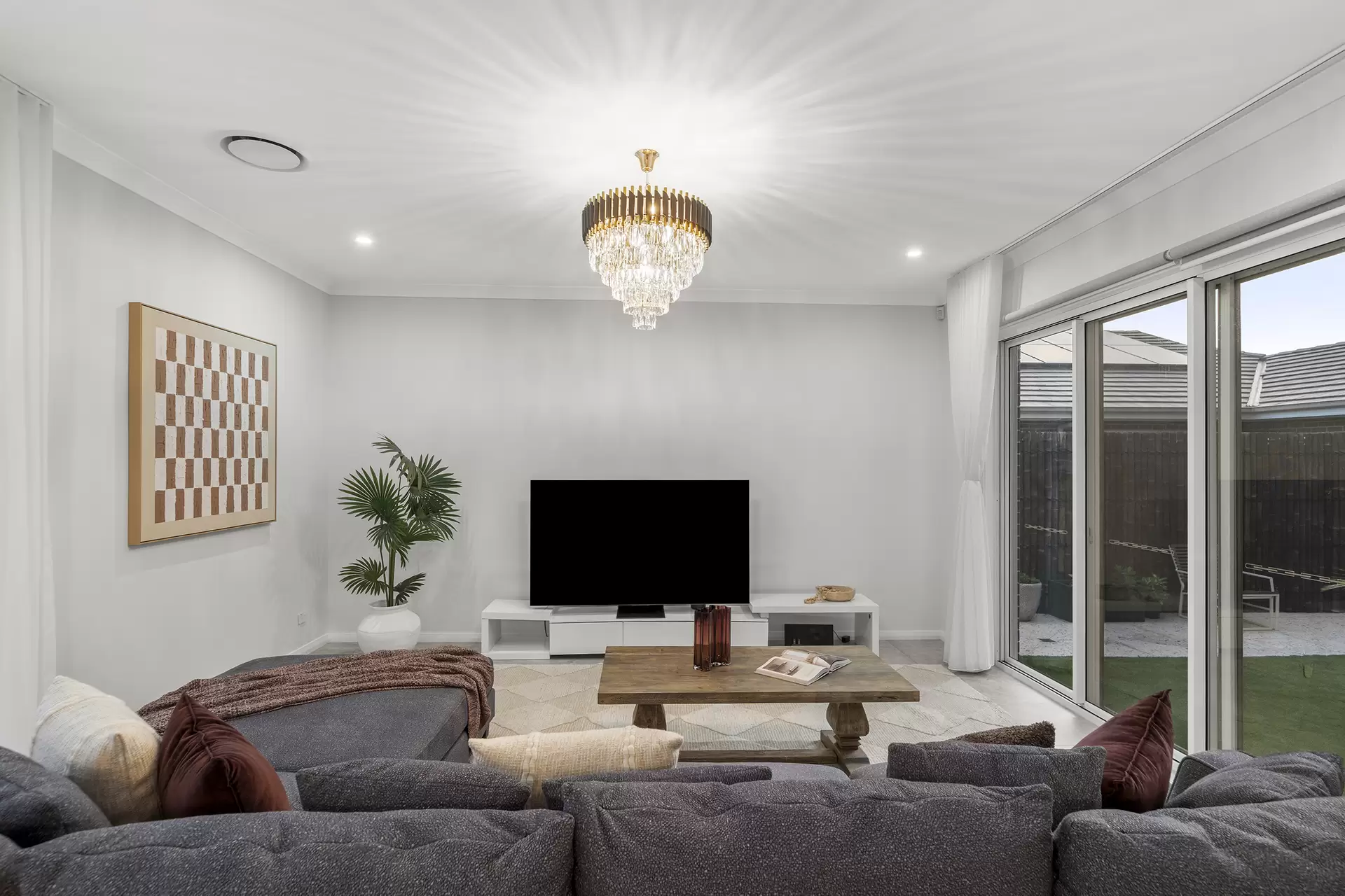 33 Ploughmans Boulevard, North Richmond For Sale by Cutcliffe Properties - image 1