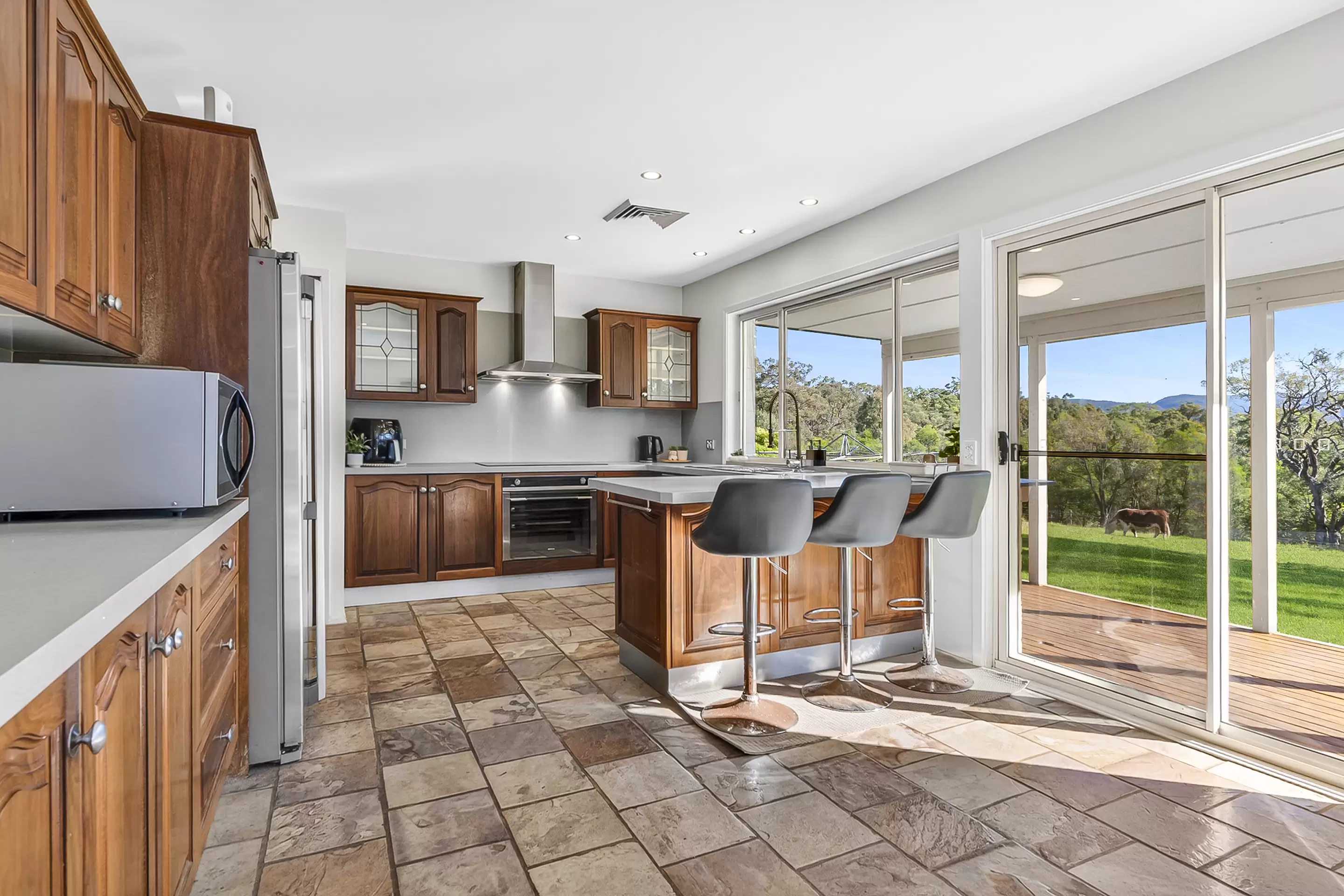 815 Comleroy Road, Kurrajong For Sale by Cutcliffe Properties - image 4