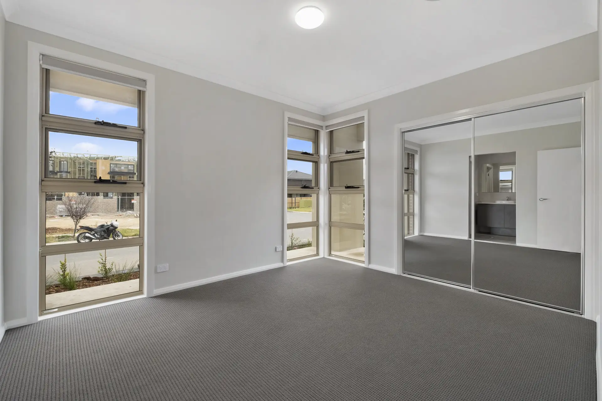 9 Marble Street, Box Hill Leased by Cutcliffe Properties - image 1