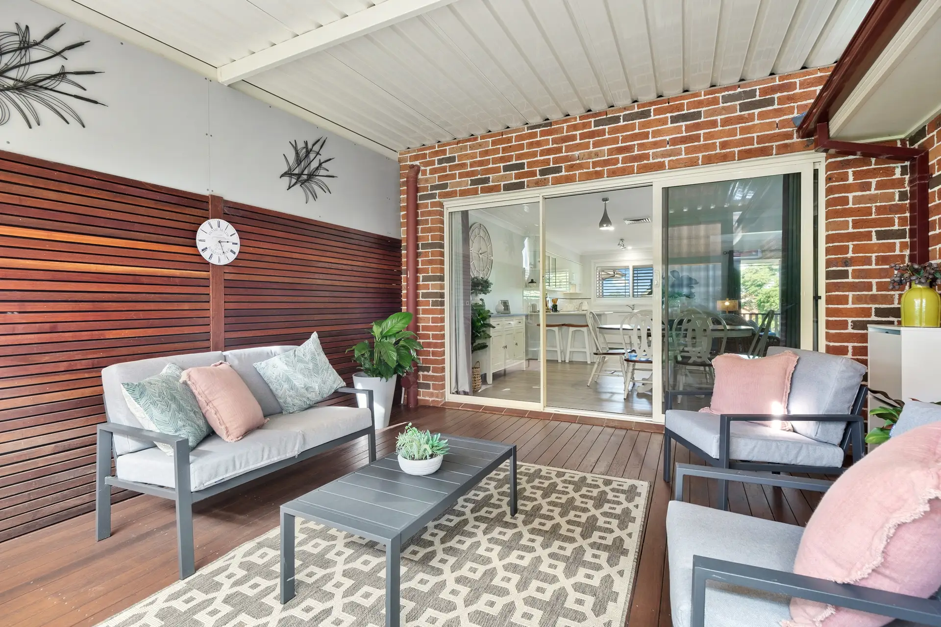 20a Flinders Place, North Richmond Sold by Cutcliffe Properties - image 1