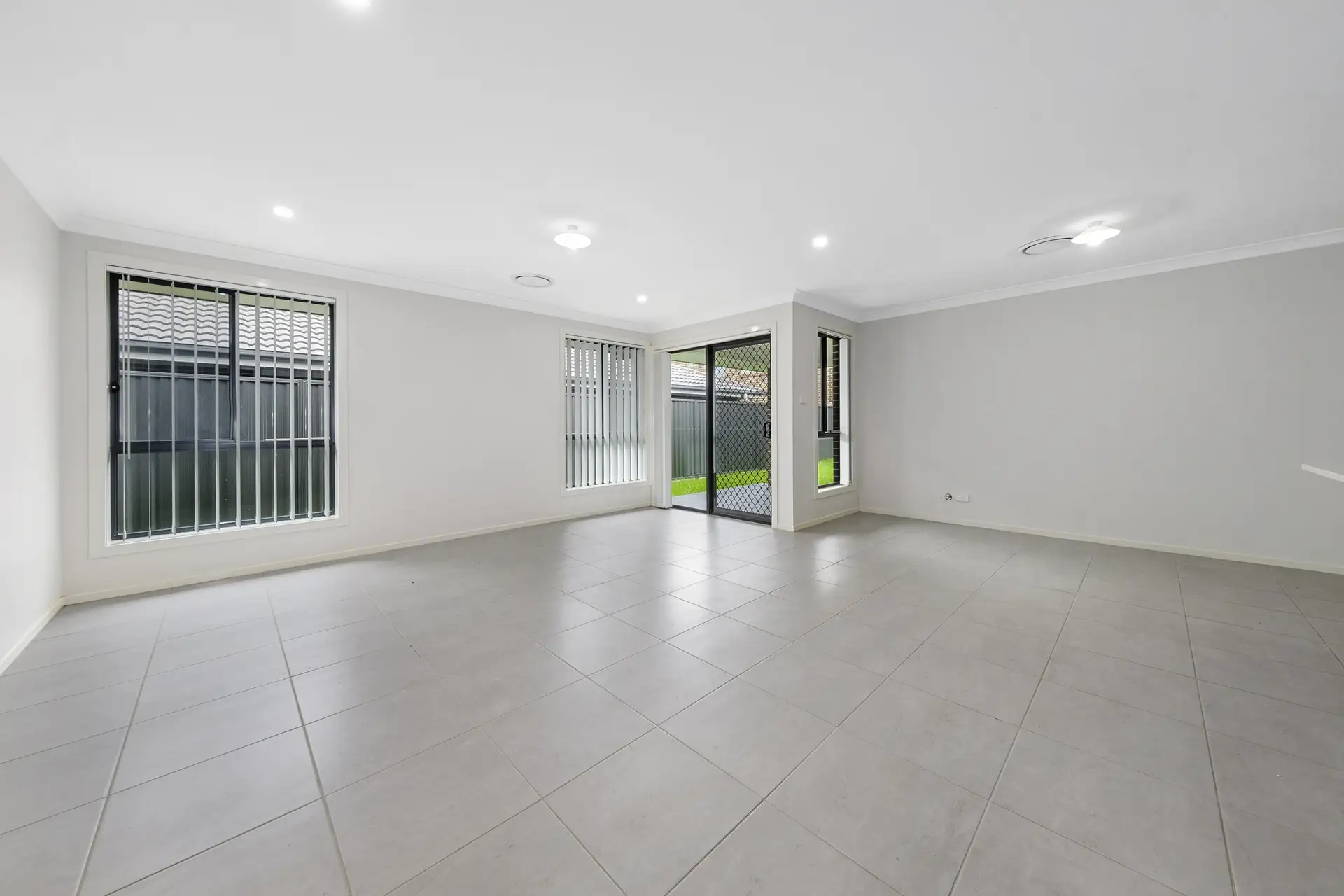 4 Pleasance Street, Box Hill Leased by Cutcliffe Properties - image 1