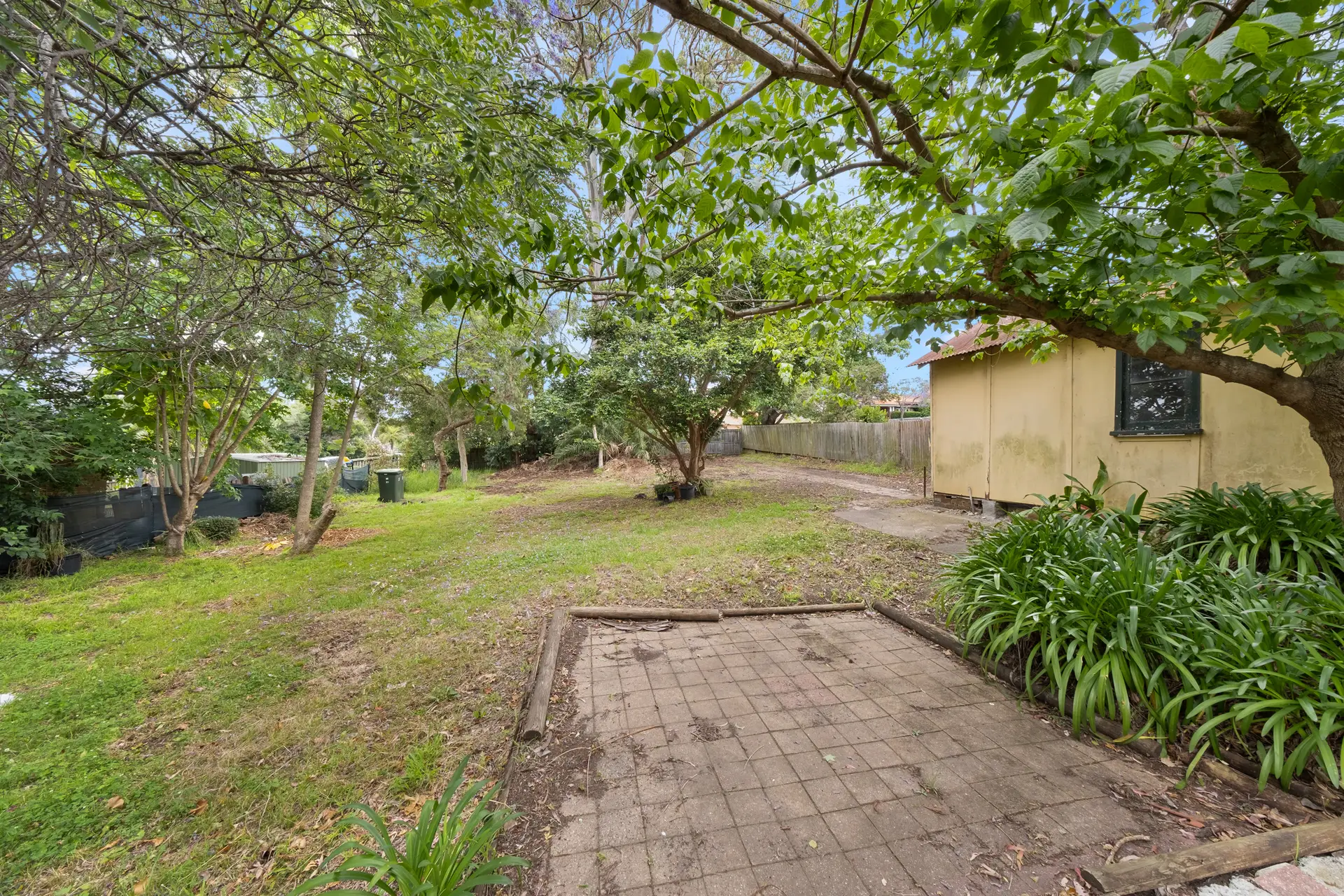 23 Warne Street, Pennant Hills Leased by Cutcliffe Properties - image 1