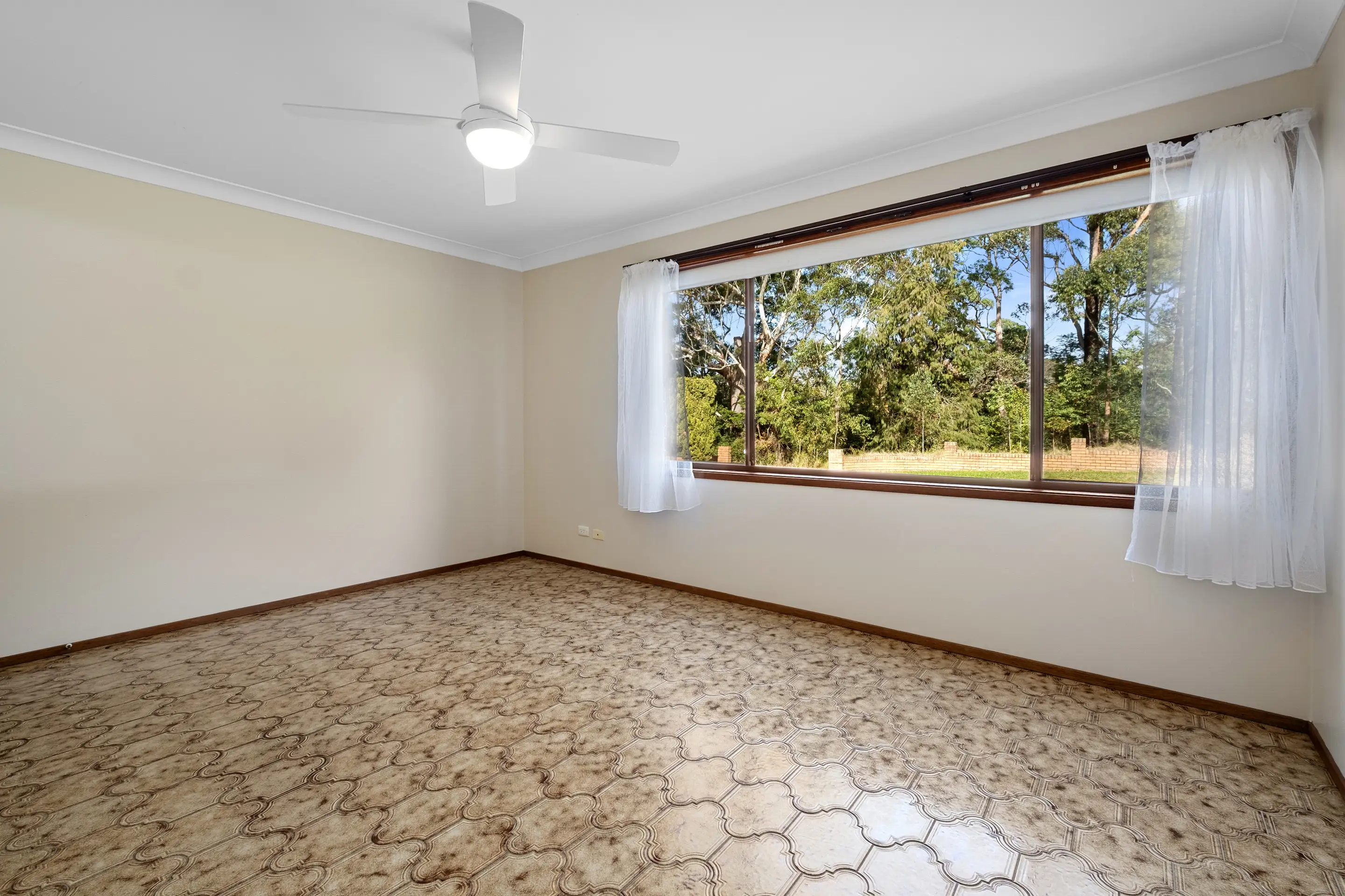 21 Vineys Lane, Dural Leased by Cutcliffe Properties - image 3