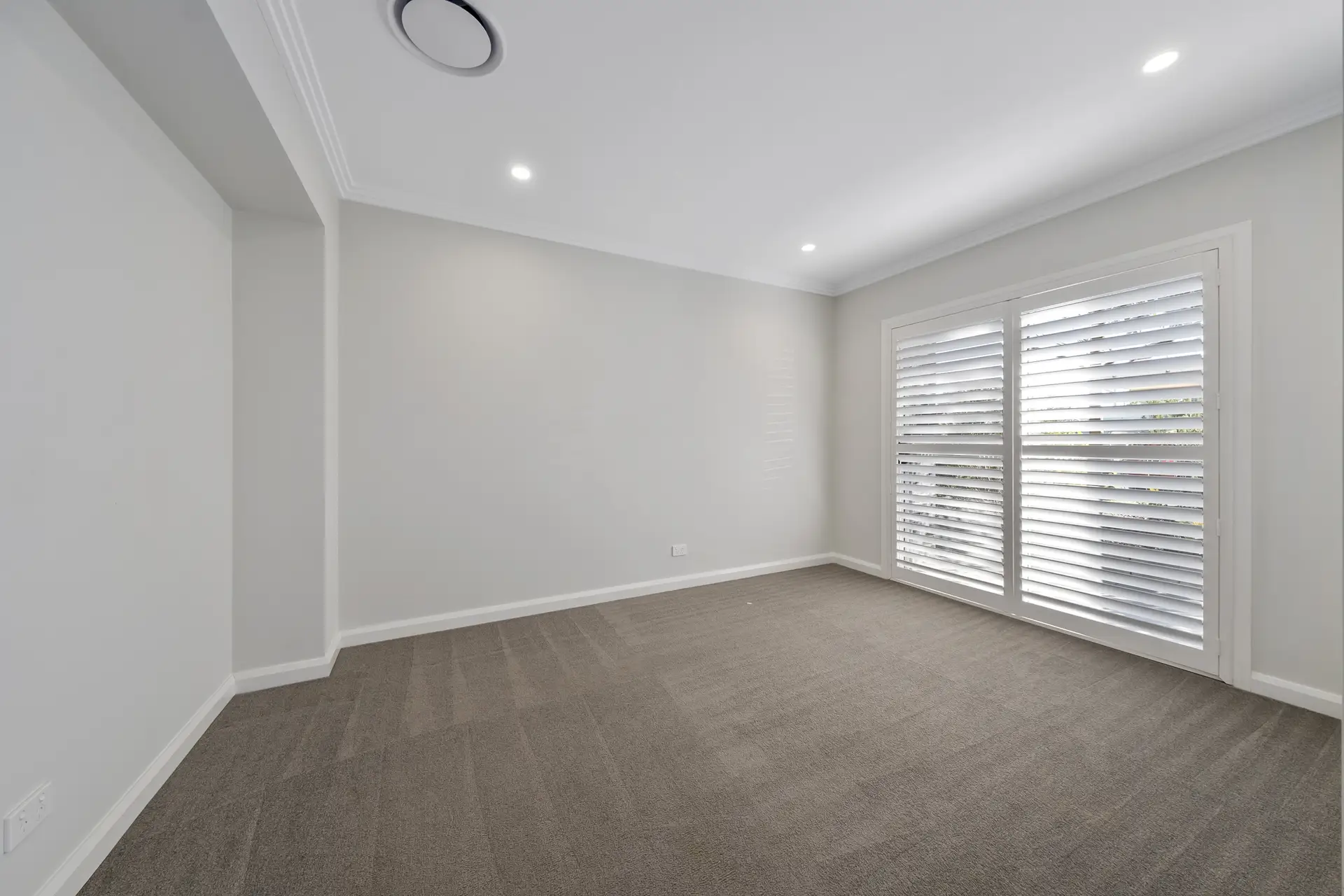 138 Pridham Avenue, Box Hill Leased by Cutcliffe Properties - image 1