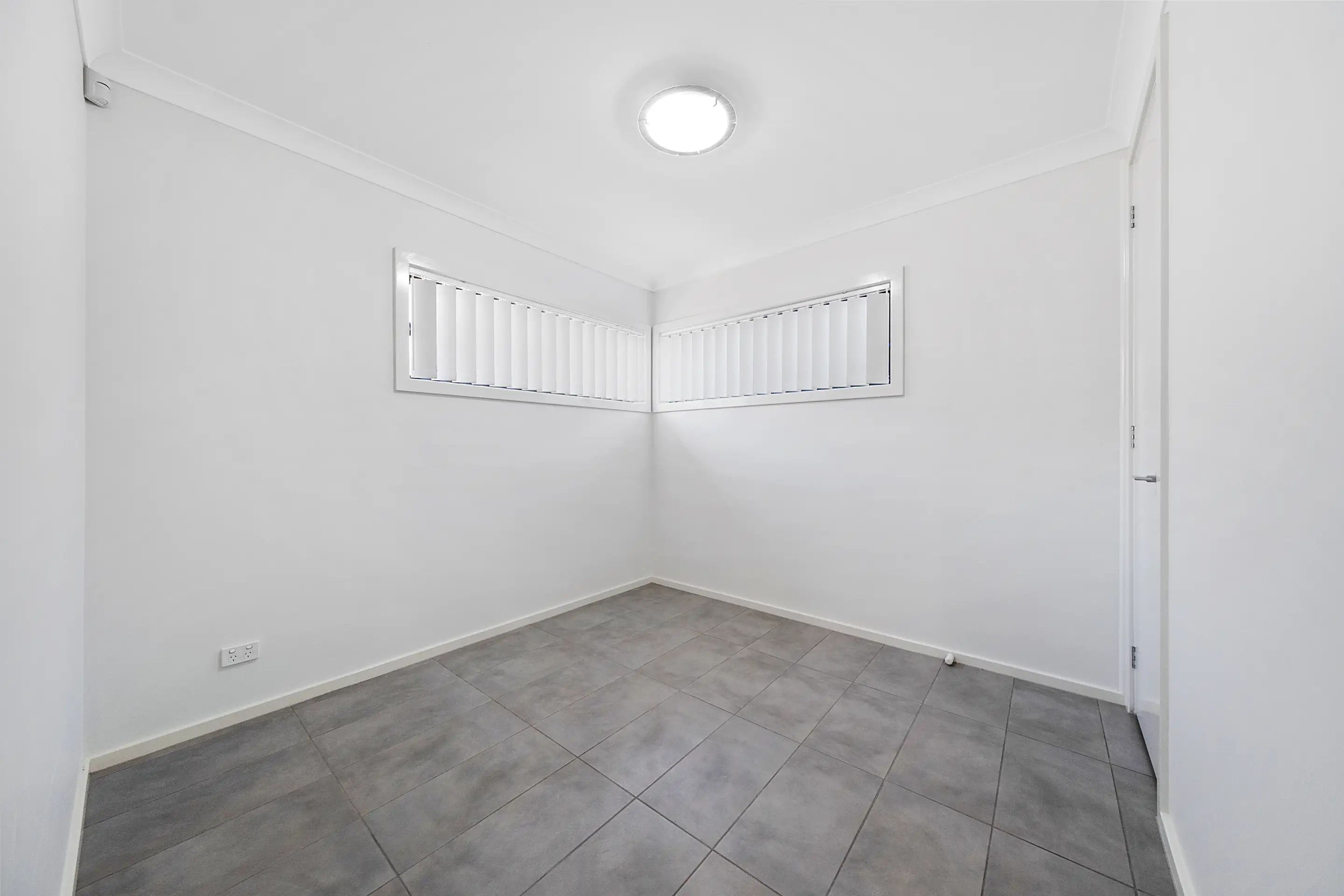 8A Navelina, Box Hill Leased by Cutcliffe Properties - image 3