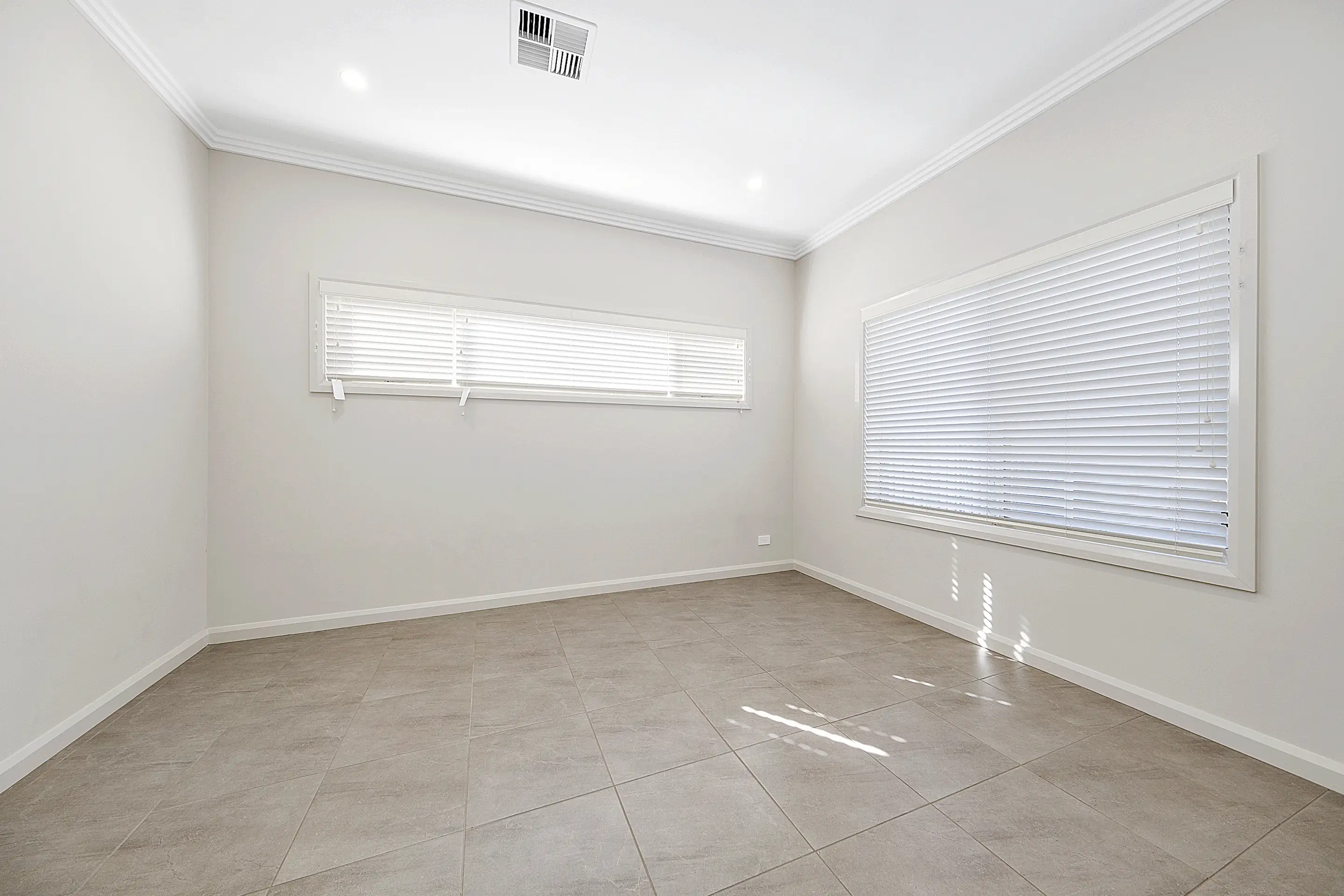 132 Pridham, Box Hill Leased by Cutcliffe Properties - image 3