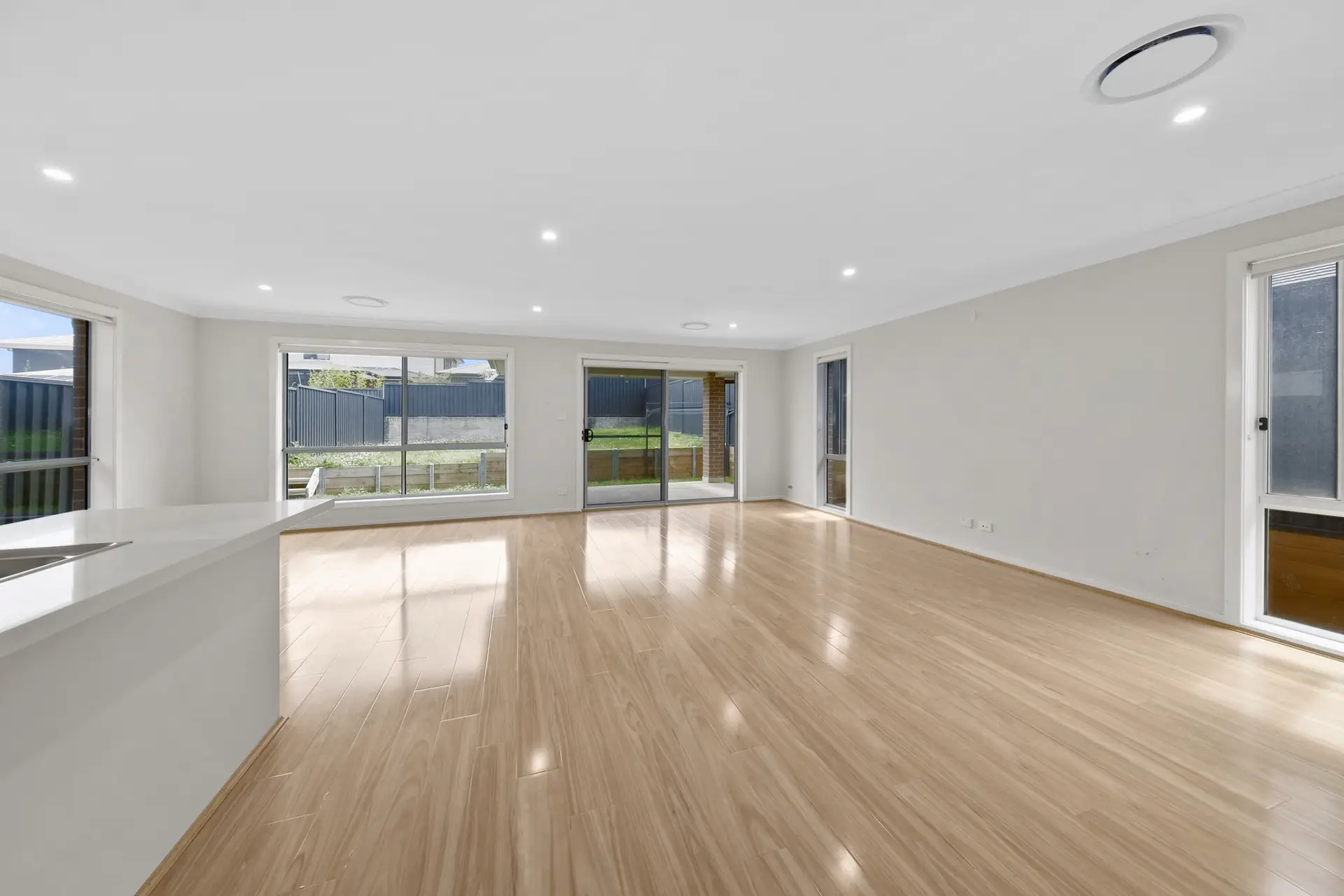254 Terry Road, Box Hill Leased by Cutcliffe Properties - image 1