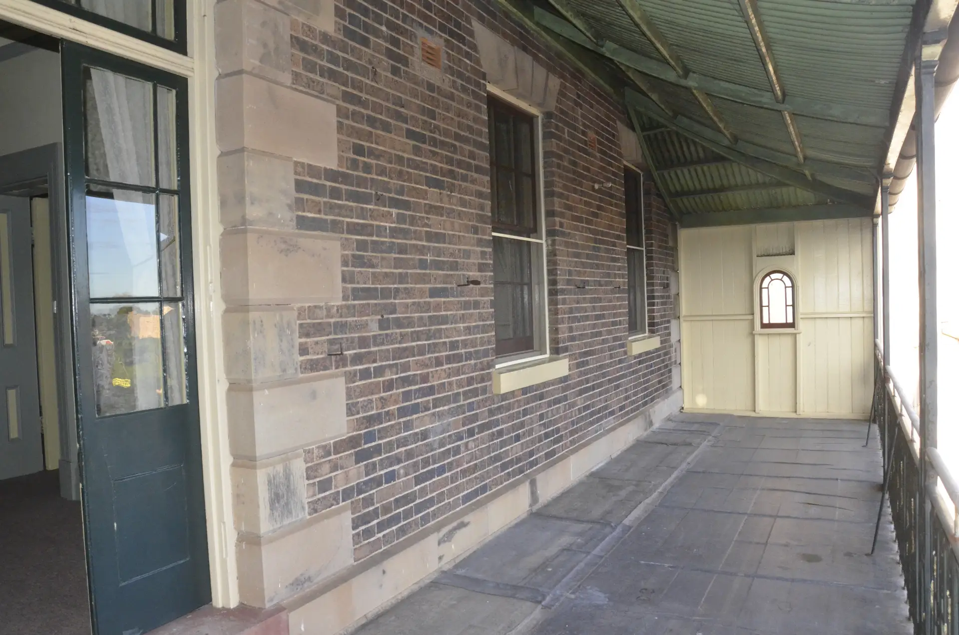 1/147 Windsor Street, Richmond Leased by Cutcliffe Properties - image 1