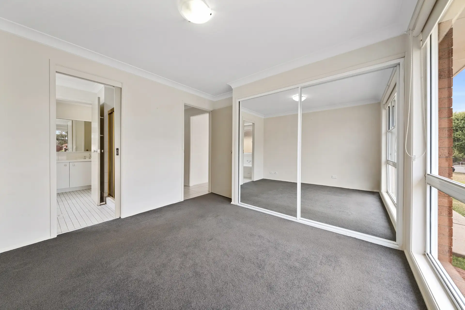 9 Romley Crescent, Oakhurst Leased by Cutcliffe Properties - image 1