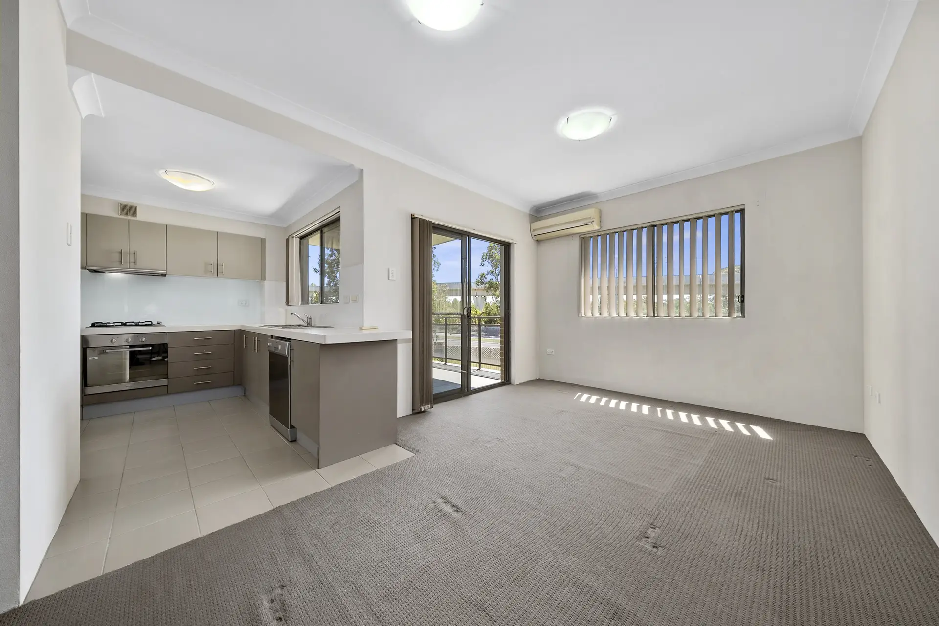 9/11 Kilbenny Street, Kellyville Ridge Leased by Cutcliffe Properties - image 1