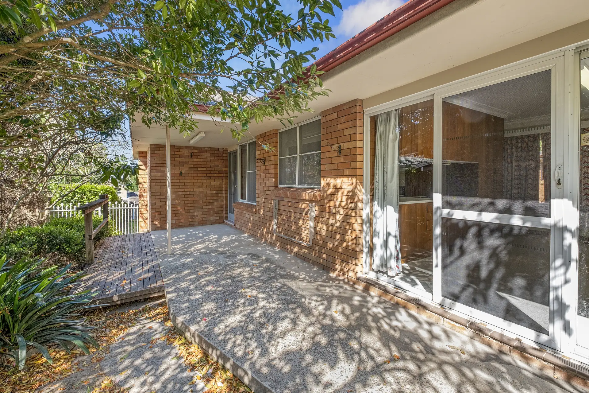 8 Charlotte Road, Pennant Hills Leased by Cutcliffe Properties - image 1