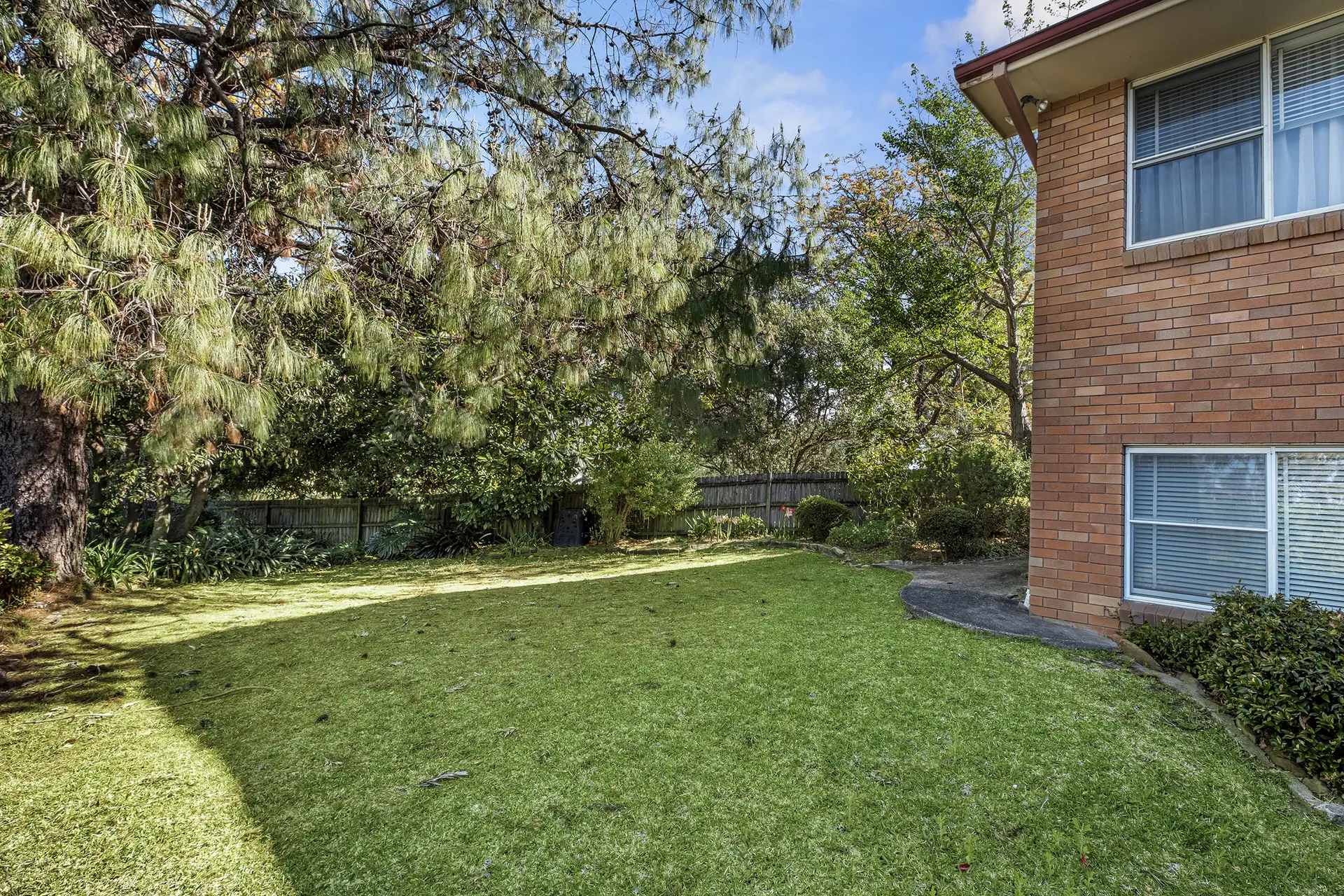 8 Charlotte Road, Pennant Hills Leased by Cutcliffe Properties - image 1