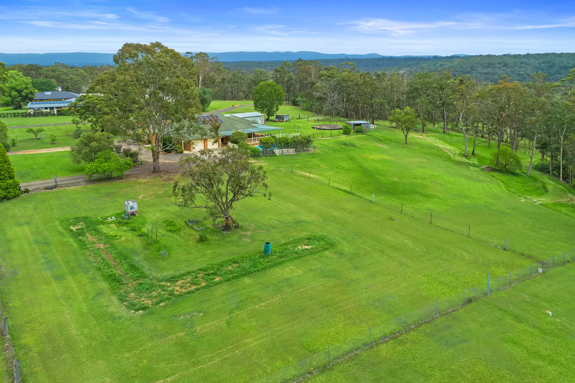 975 East Kurrajong Road, East Kurrajong Sold by Cutcliffe Properties - image 1