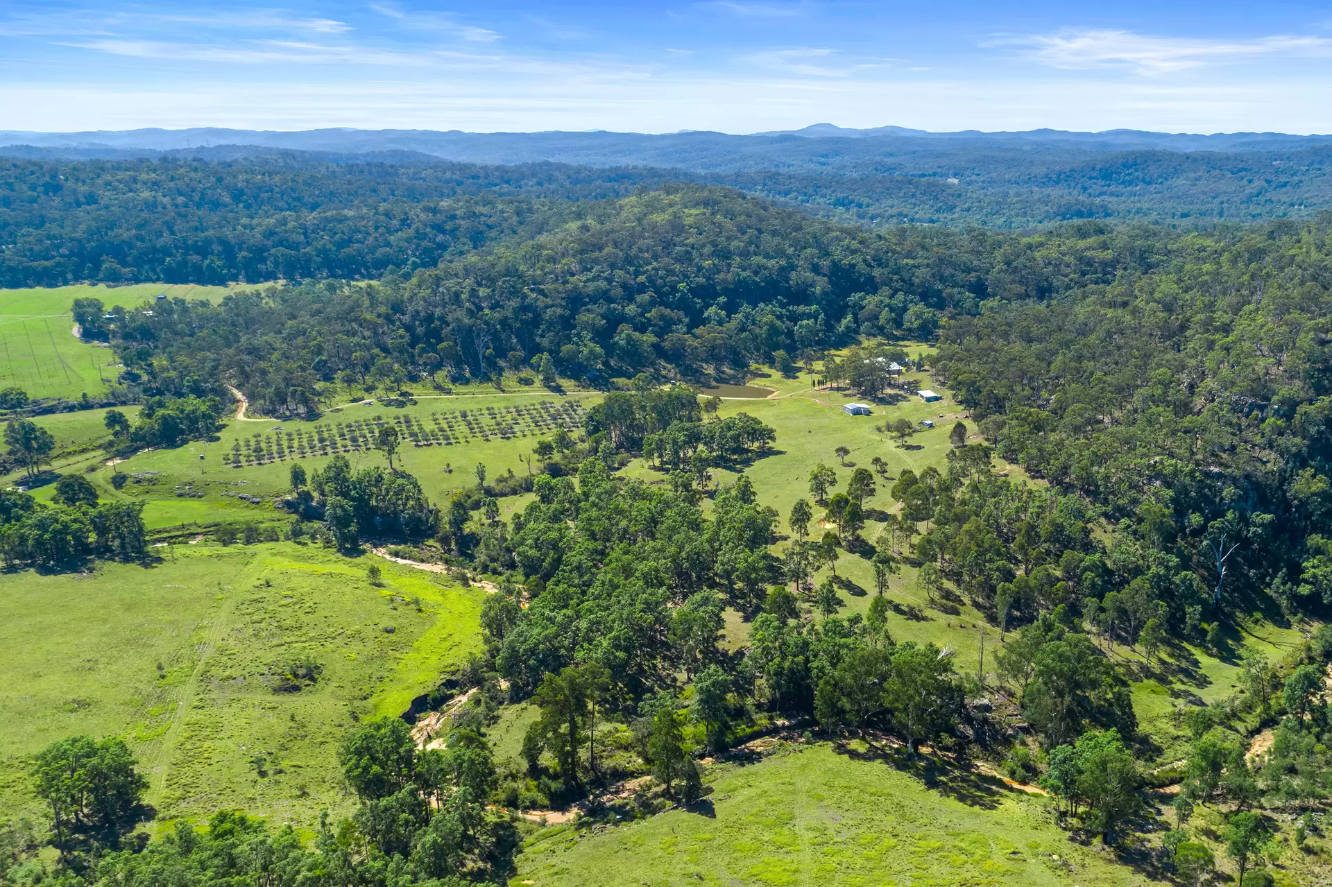 2/6299 Putty Road, Howes Valley Sold by Cutcliffe Properties - image 1