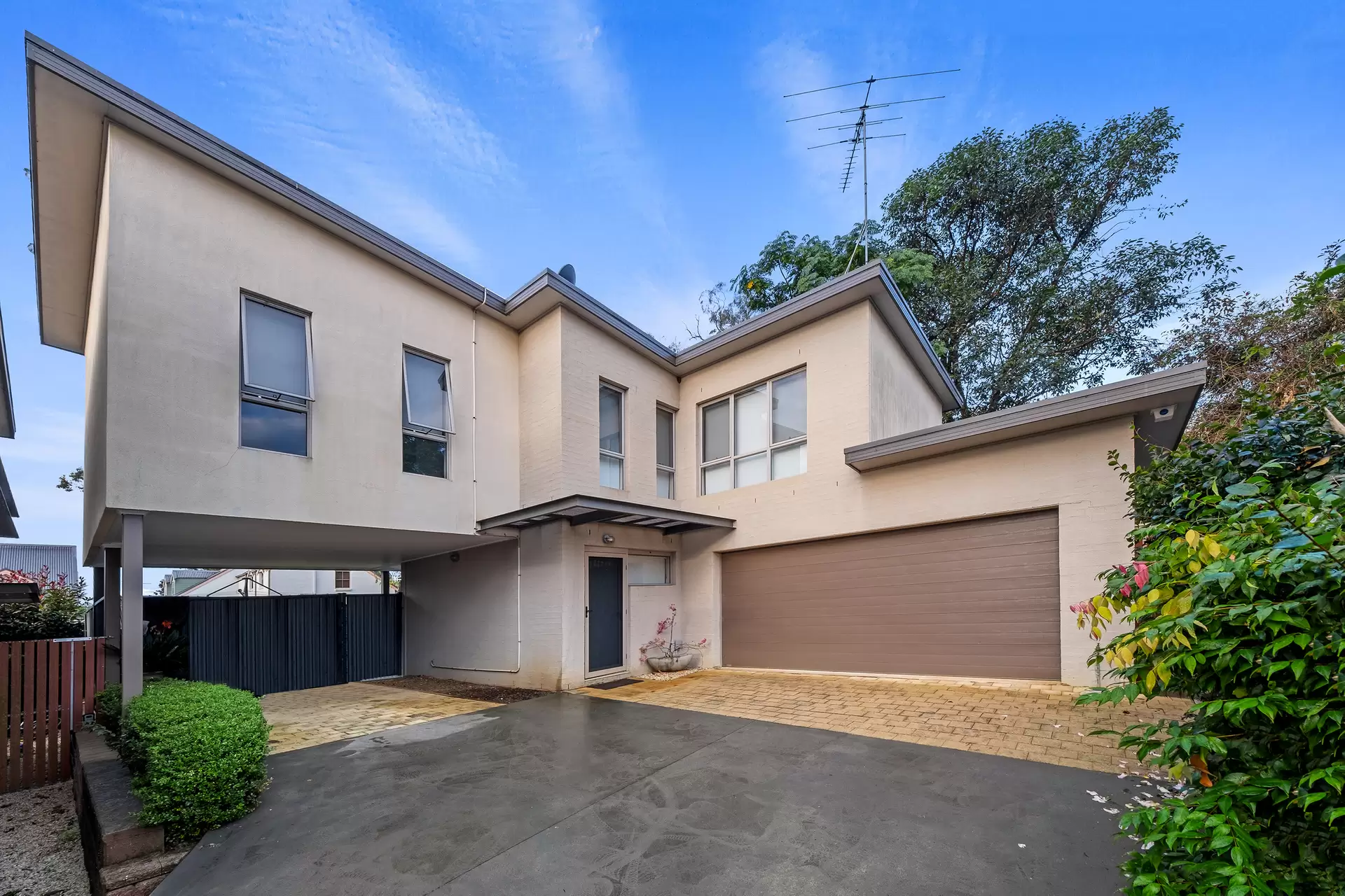 3/41 Grose Vale Road, North Richmond Sold by Cutcliffe Properties - image 1