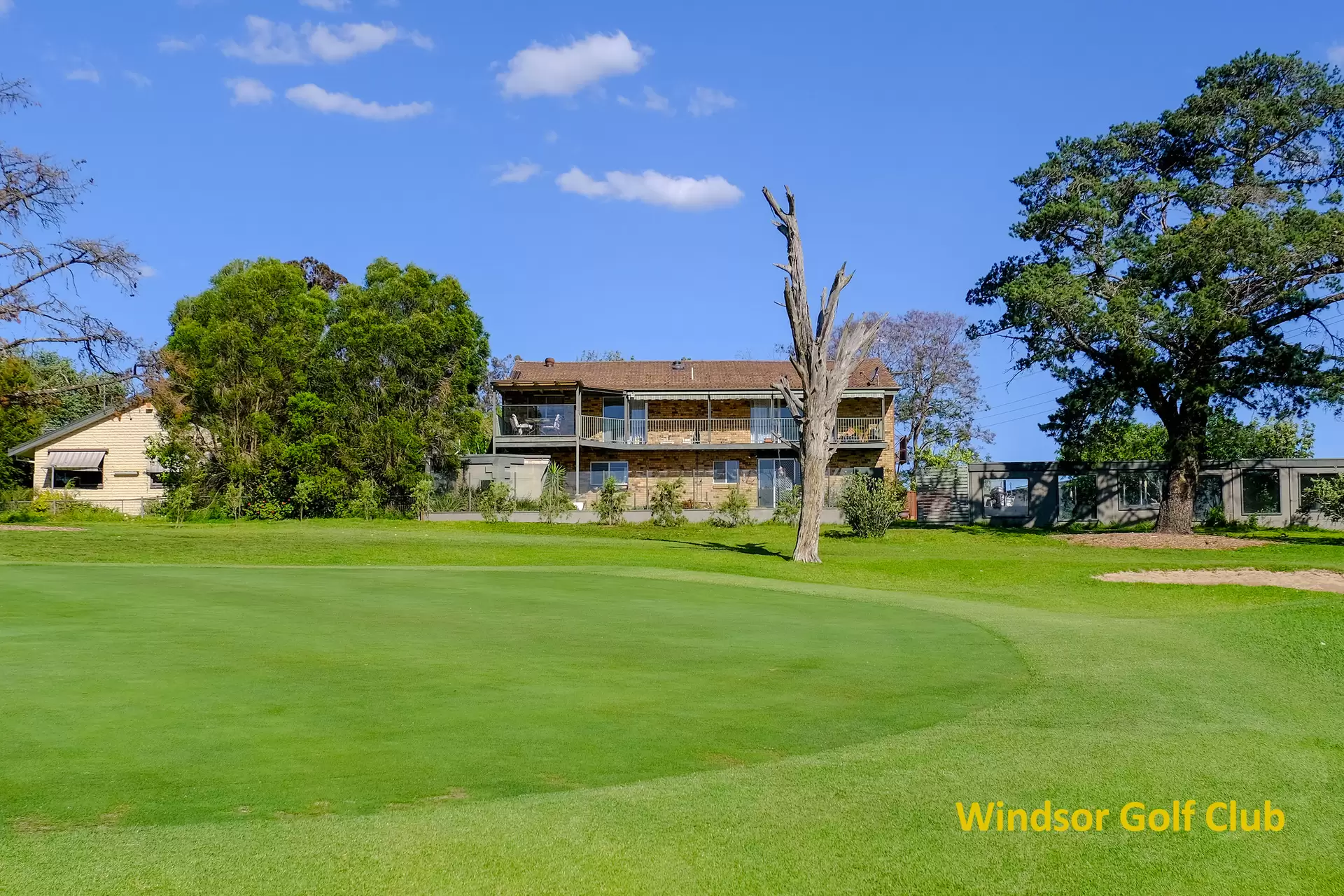 31 Cambridge Avenue, Windsor Auction by Cutcliffe Properties - image 1