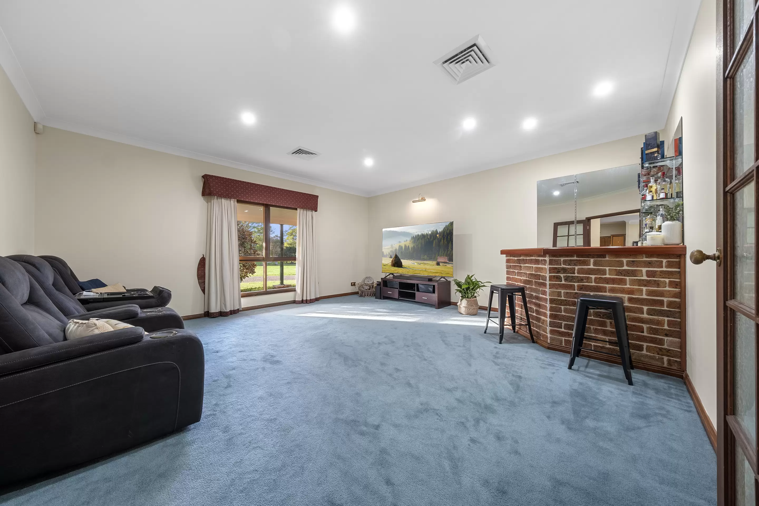 36 Sturt Place, Windsor Downs Auction by Cutcliffe Properties - image 16