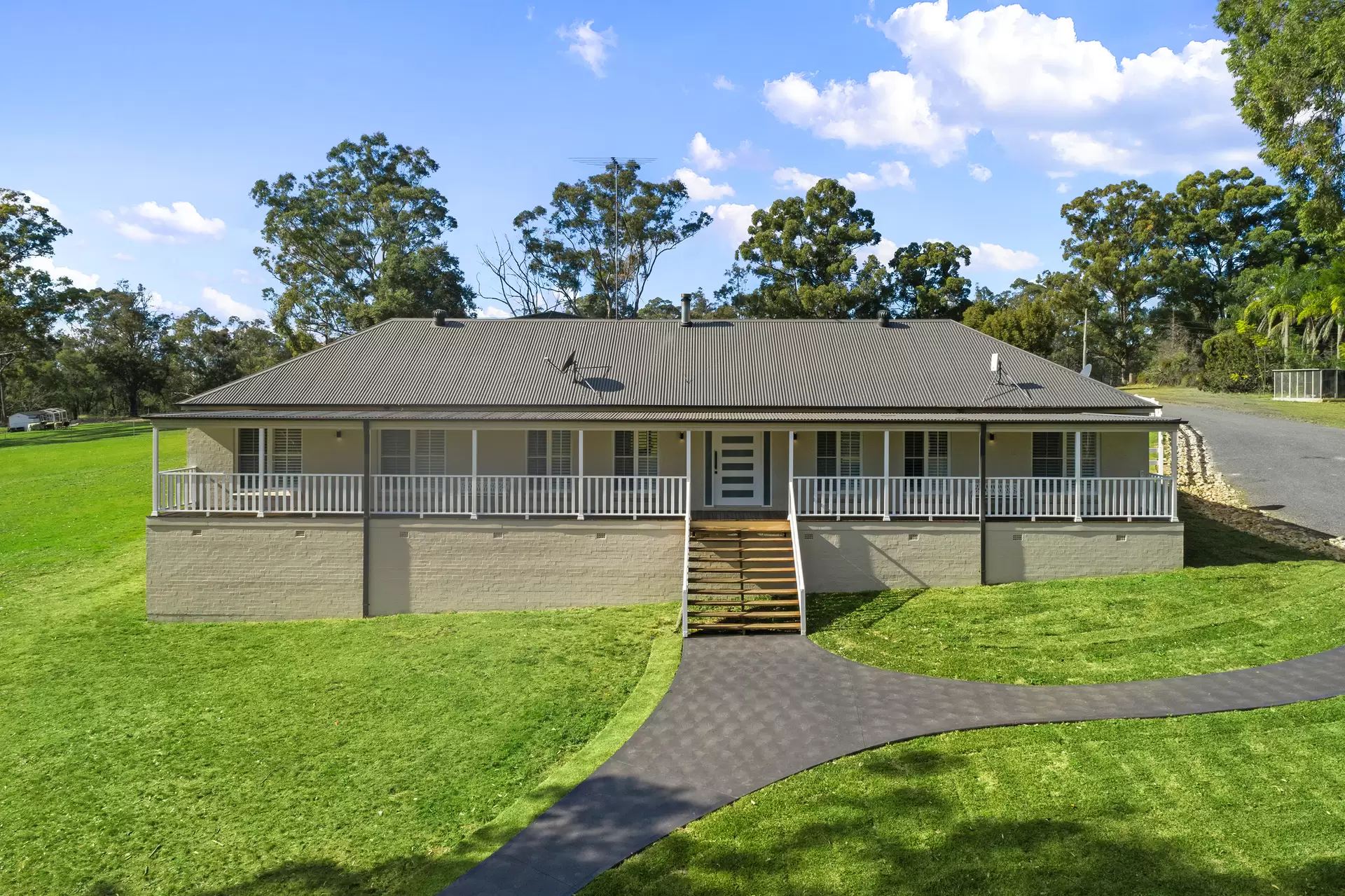 469 East Kurrajong Road, East Kurrajong For Sale by Cutcliffe Properties - image 1