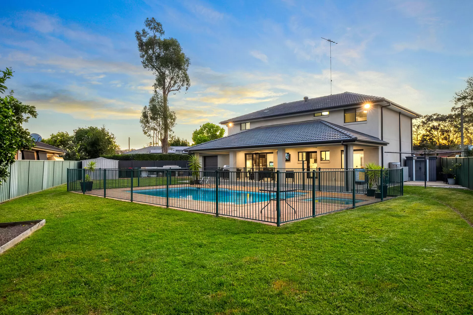 6 Yvonne Place, North Richmond Auction by Cutcliffe Properties - image 1