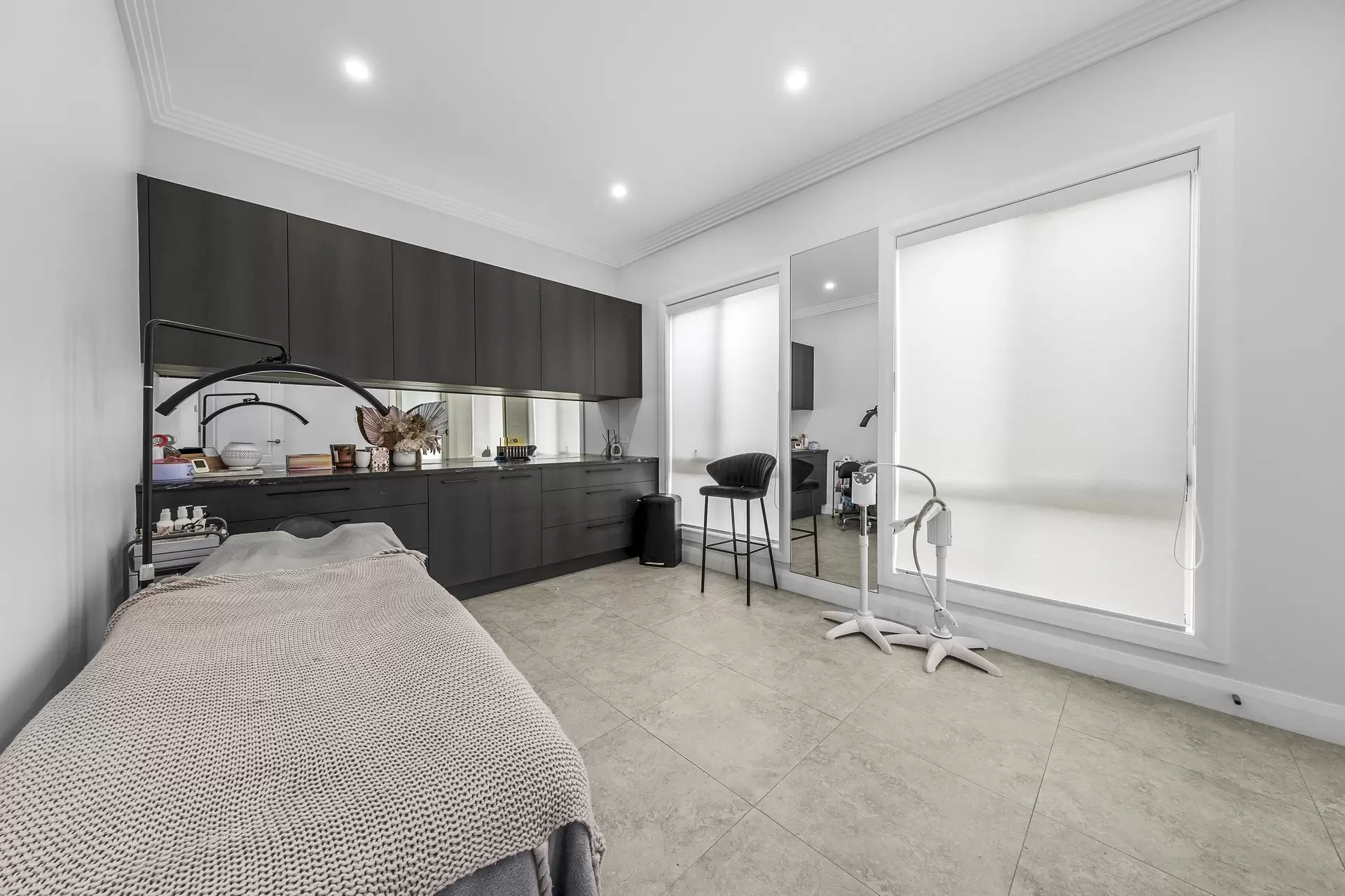 208 East Kurrajong Road, East Kurrajong Sold by Cutcliffe Properties - image 1