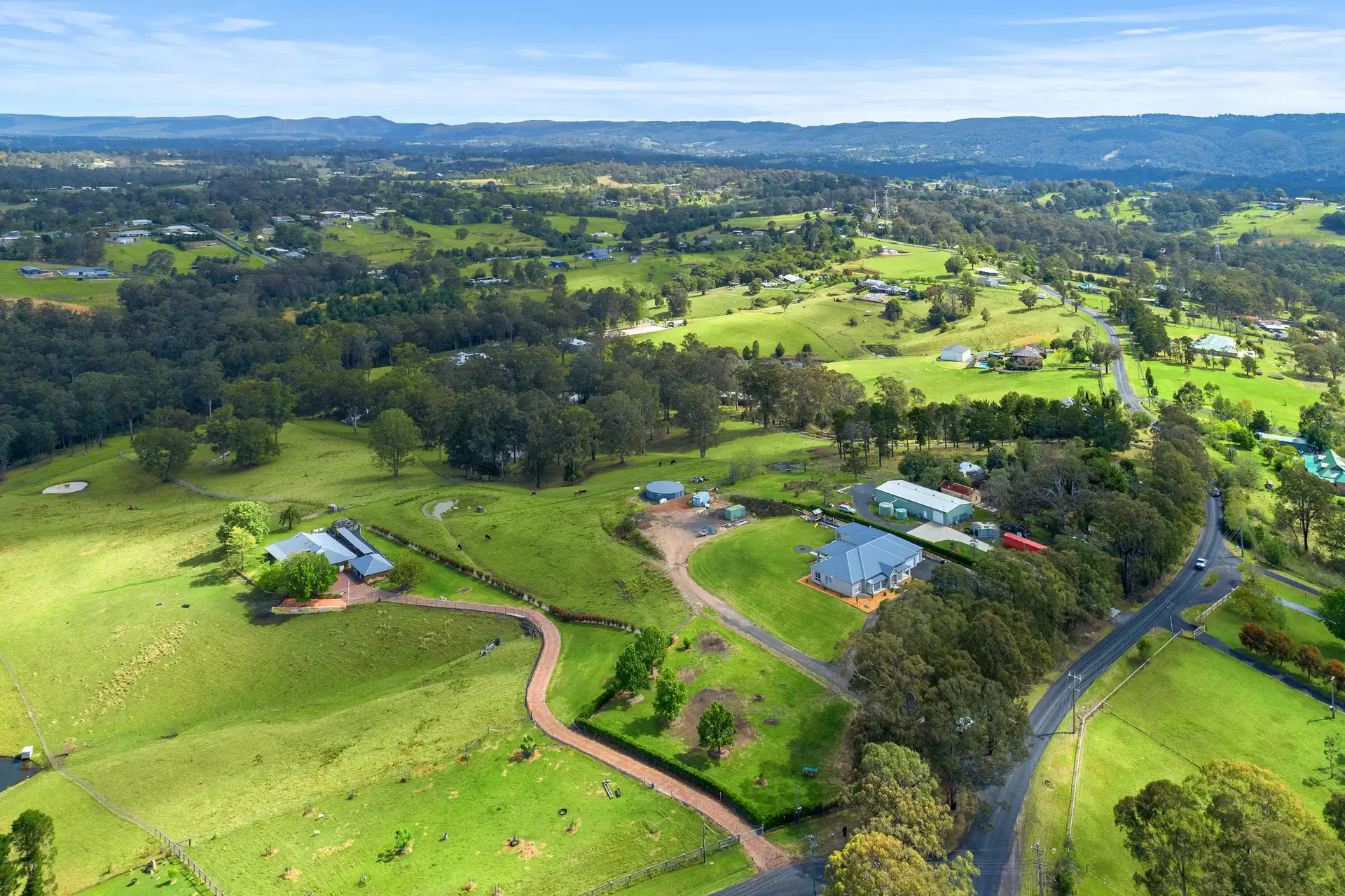 208 East Kurrajong Road, East Kurrajong For Sale by Cutcliffe Properties - image 1