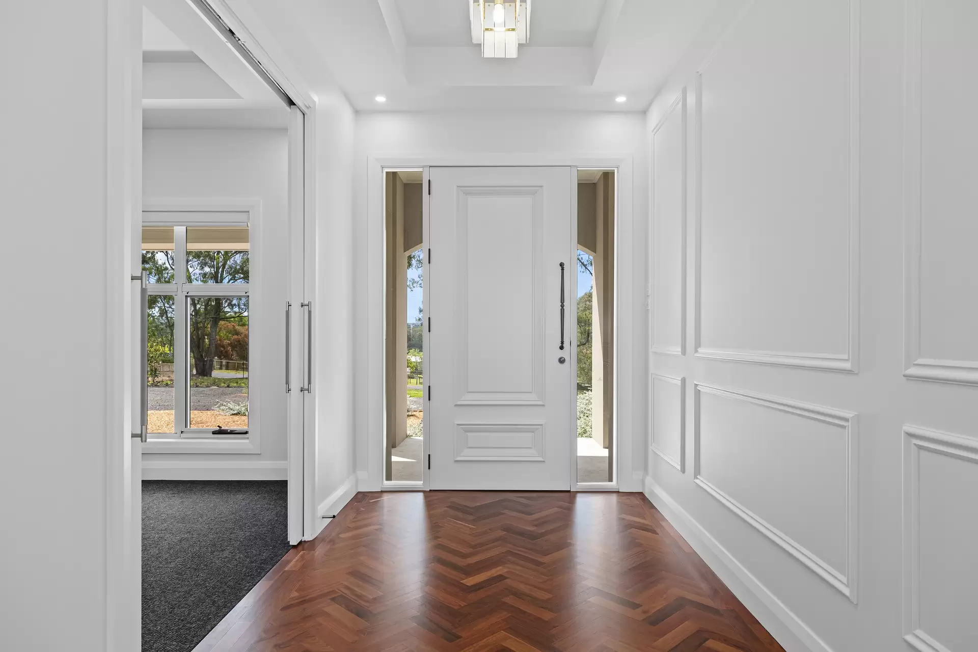 208 East Kurrajong Road, East Kurrajong Sold by Cutcliffe Properties - image 1