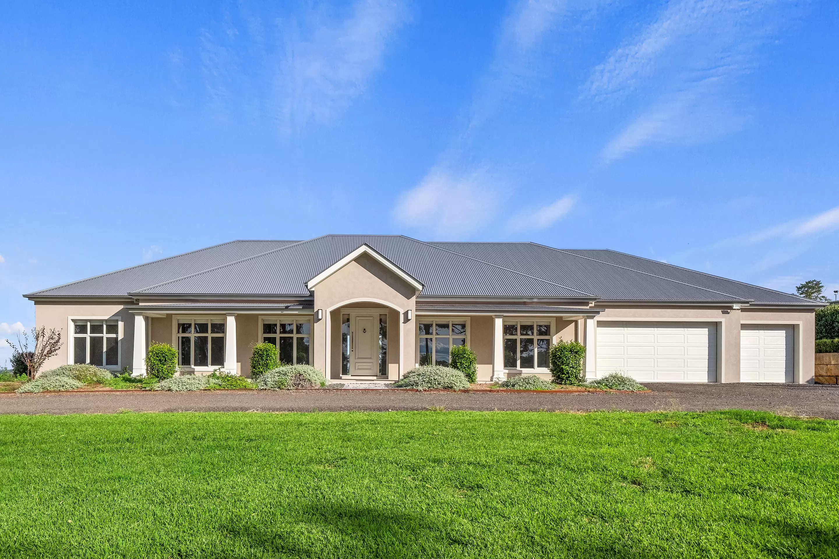 208 East Kurrajong Road, East Kurrajong For Sale by Cutcliffe Properties - image 2