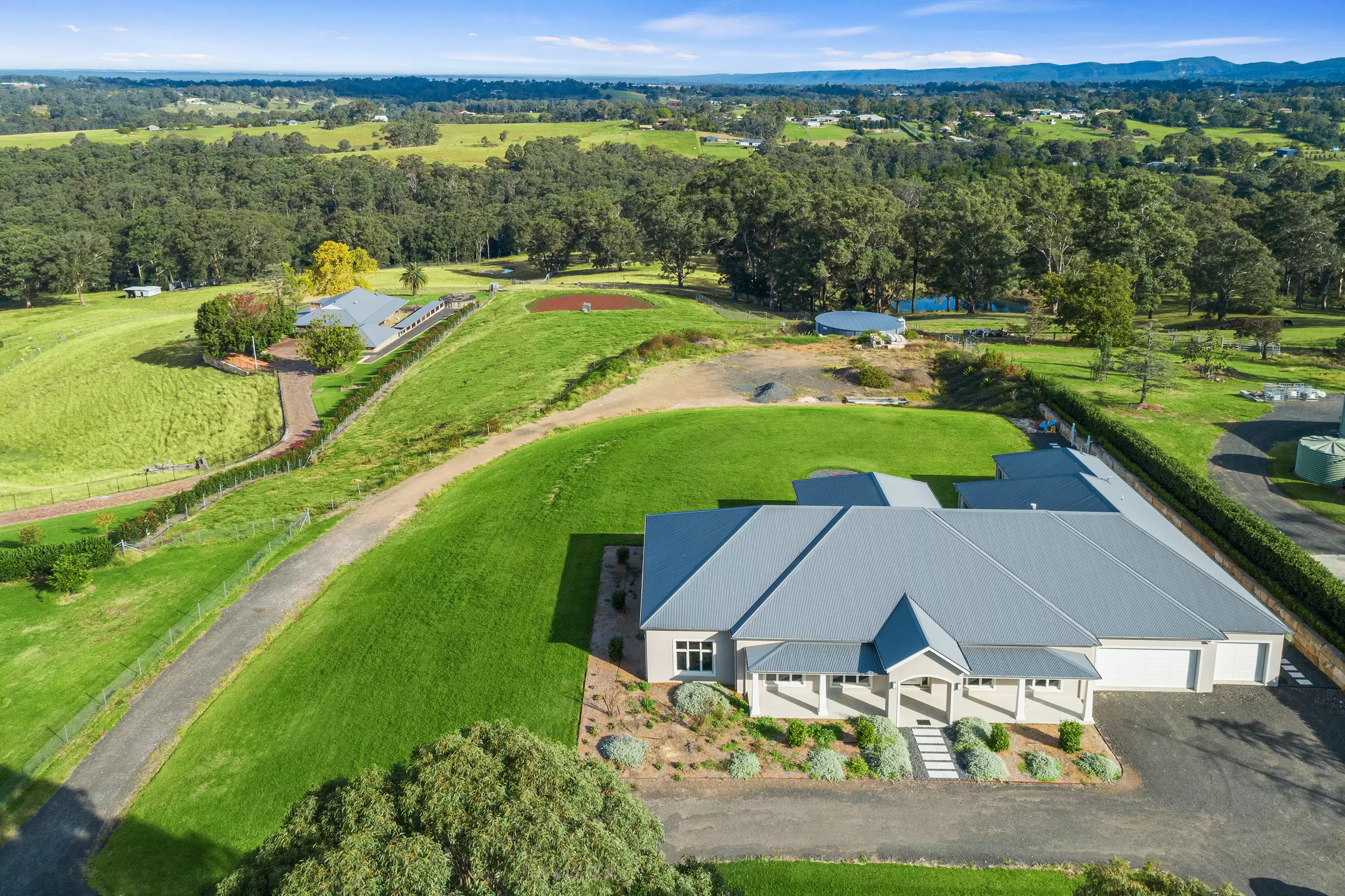 208 East Kurrajong Road, East Kurrajong Sold by Cutcliffe Properties - image 2