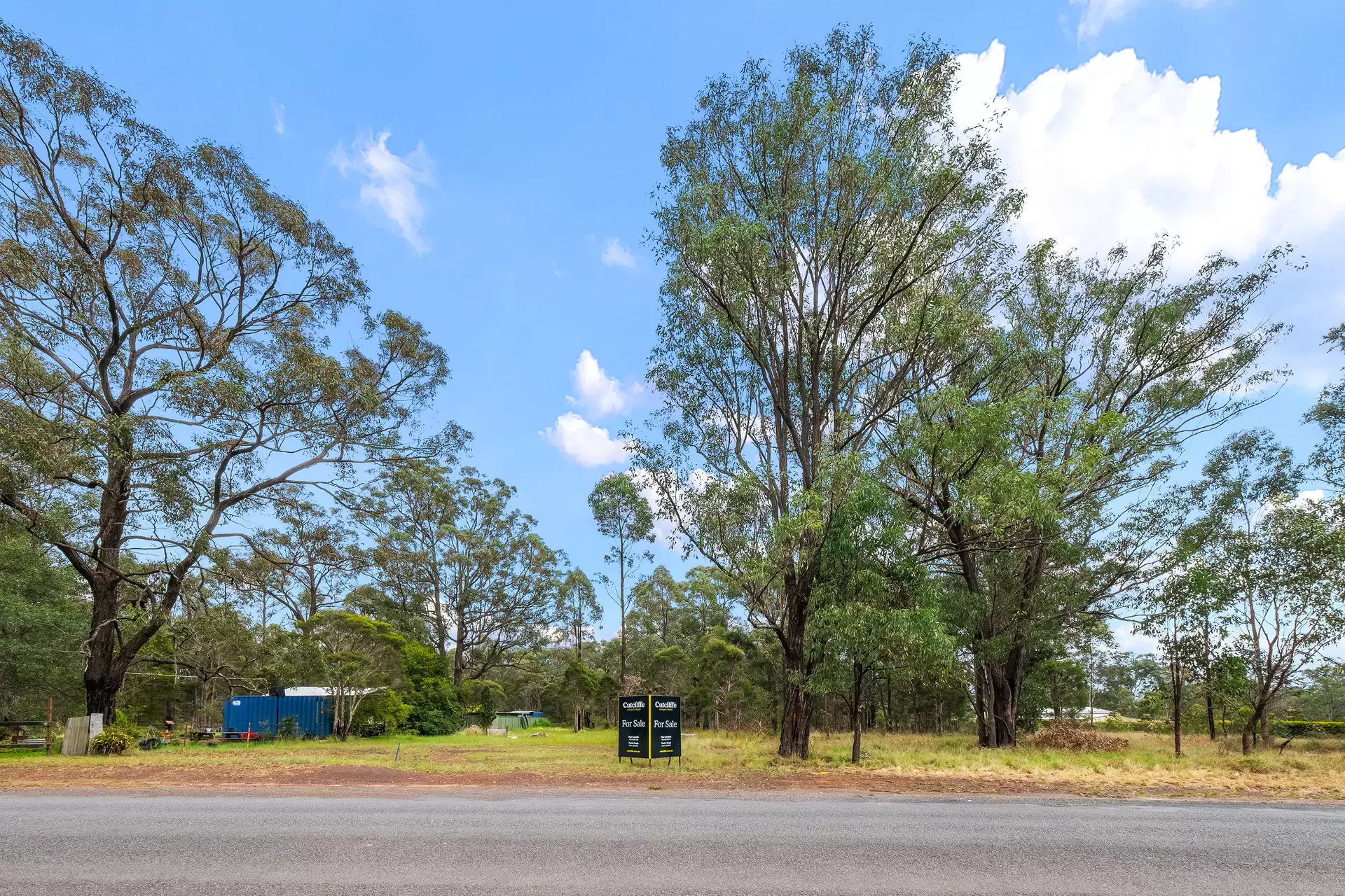 69-72 Camberwell Road, Vineyard Auction by Cutcliffe Properties - image 1