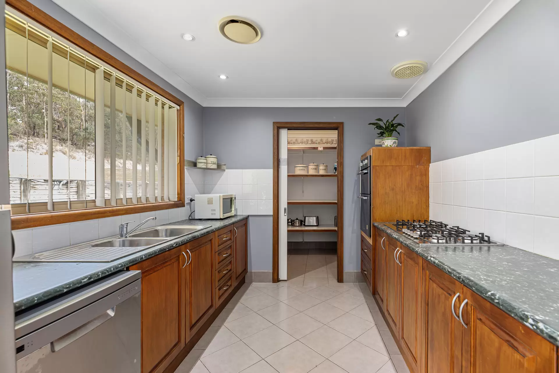 720 Lower Colo Road, Lower Portland Sold by Cutcliffe Properties - image 1