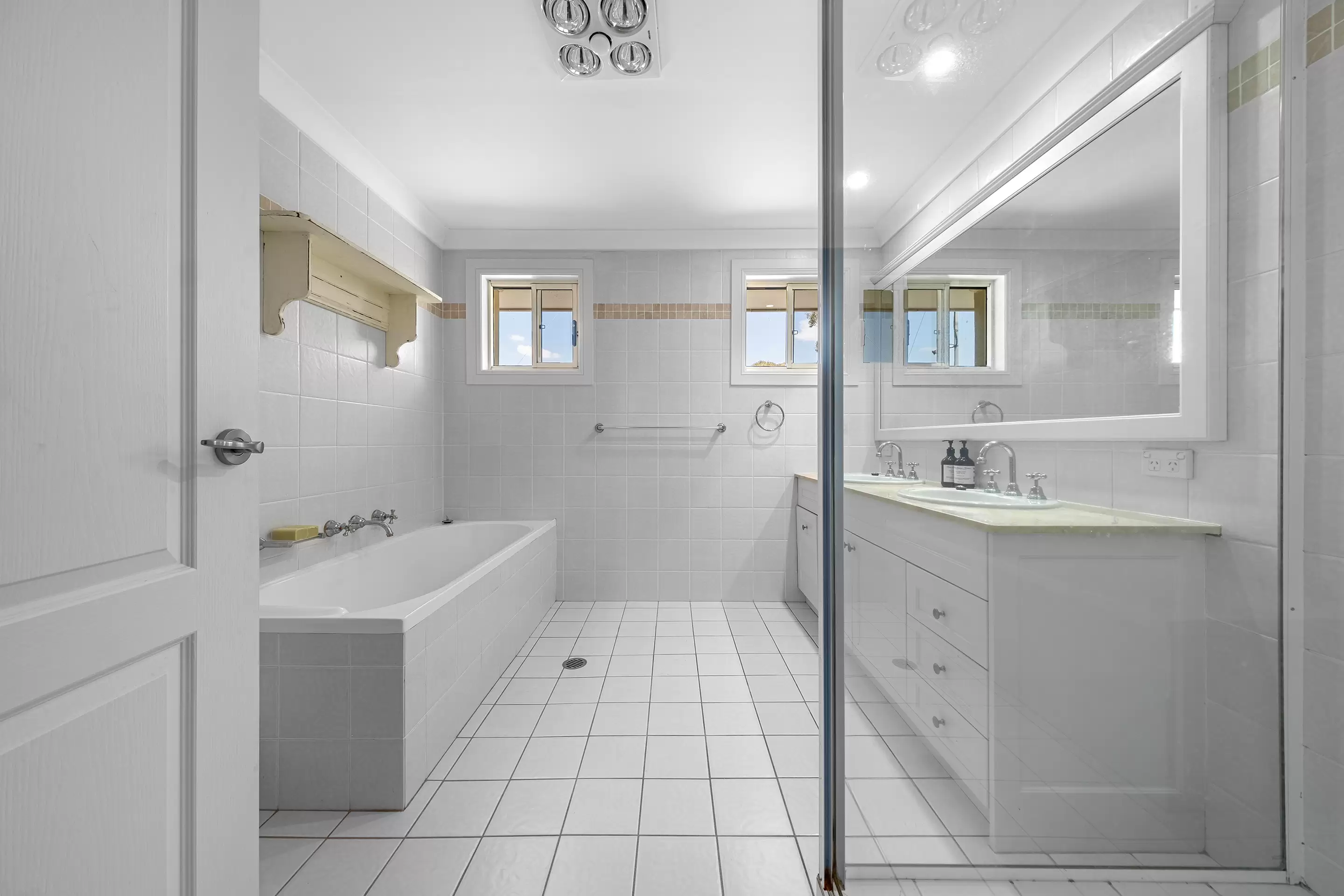 108 Midson Road, Oakville For Sale by Cutcliffe Properties - image 15