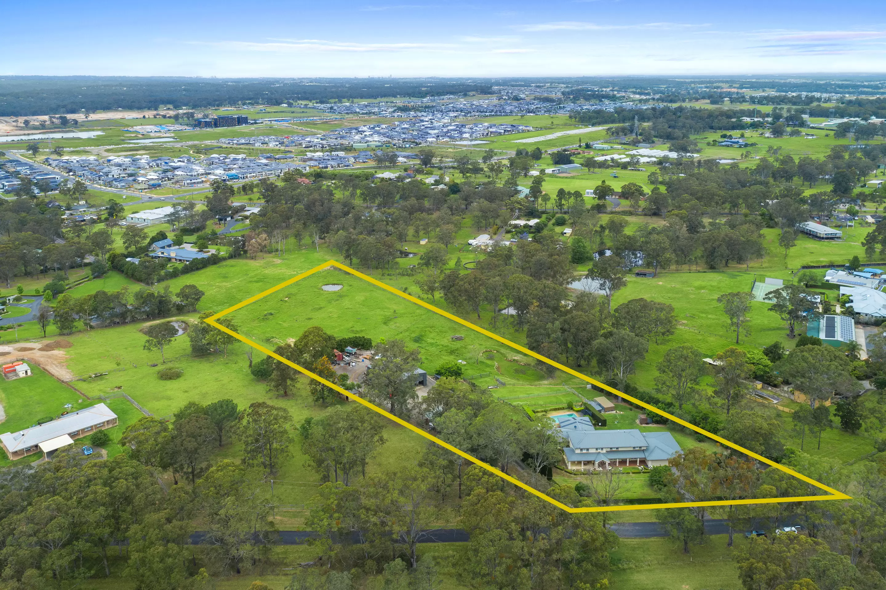 108 Midson Road, Oakville For Sale by Cutcliffe Properties - image 2