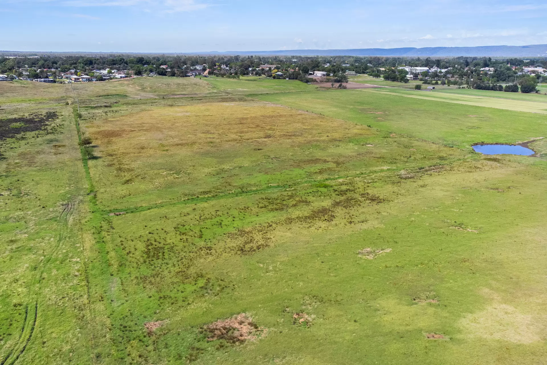 Lot 11 & 12 Sandstone Place, Richmond Auction by Cutcliffe Properties - image 1