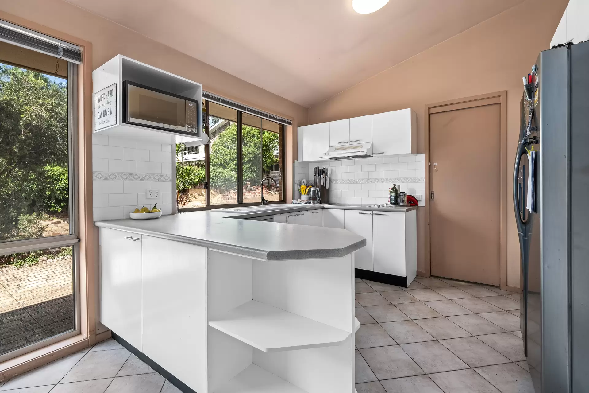 22 Anembo Road, Berowra Auction by Cutcliffe Properties - image 1