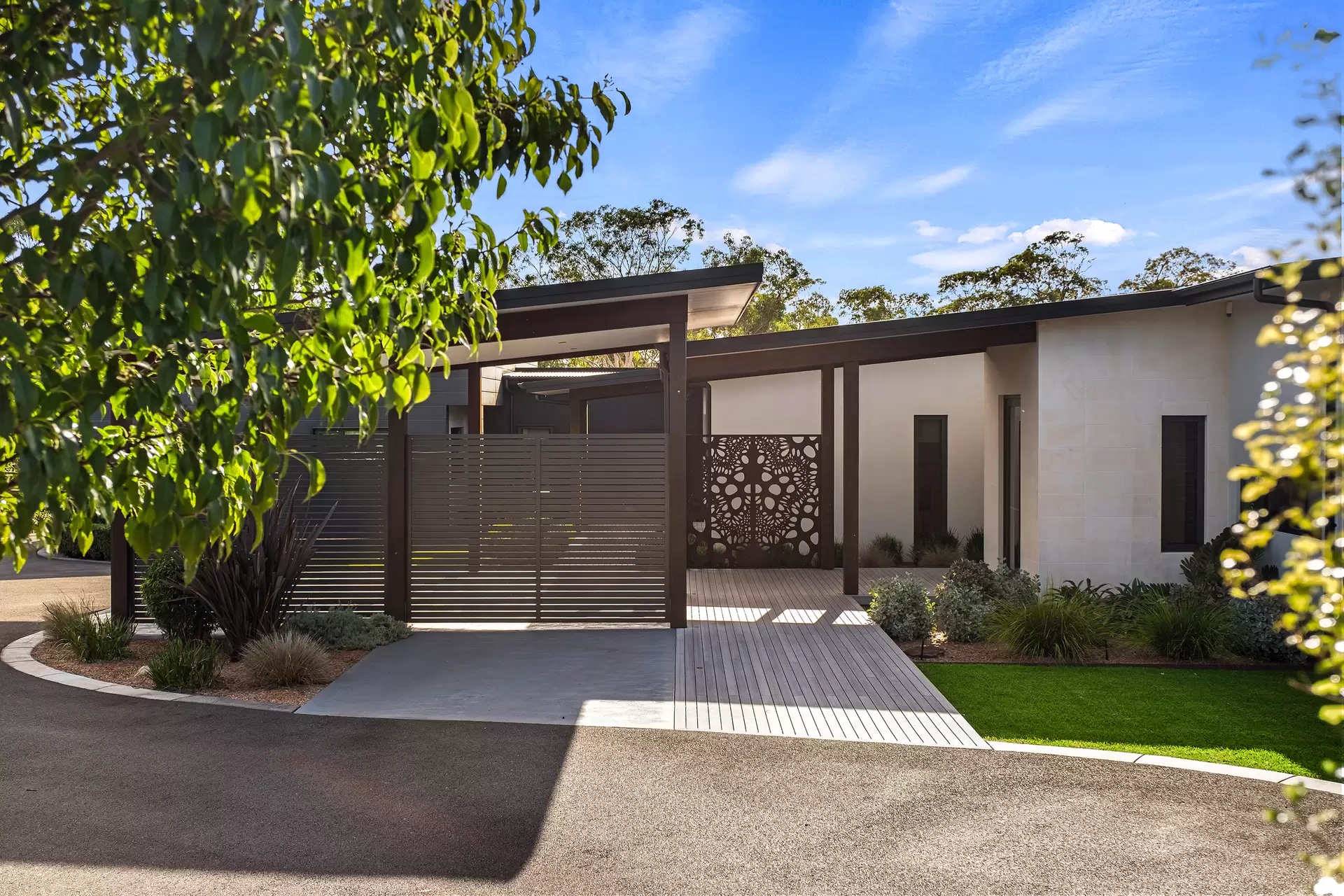 10 Moss Ridge, Sackville North For Sale by Cutcliffe Properties - image 1