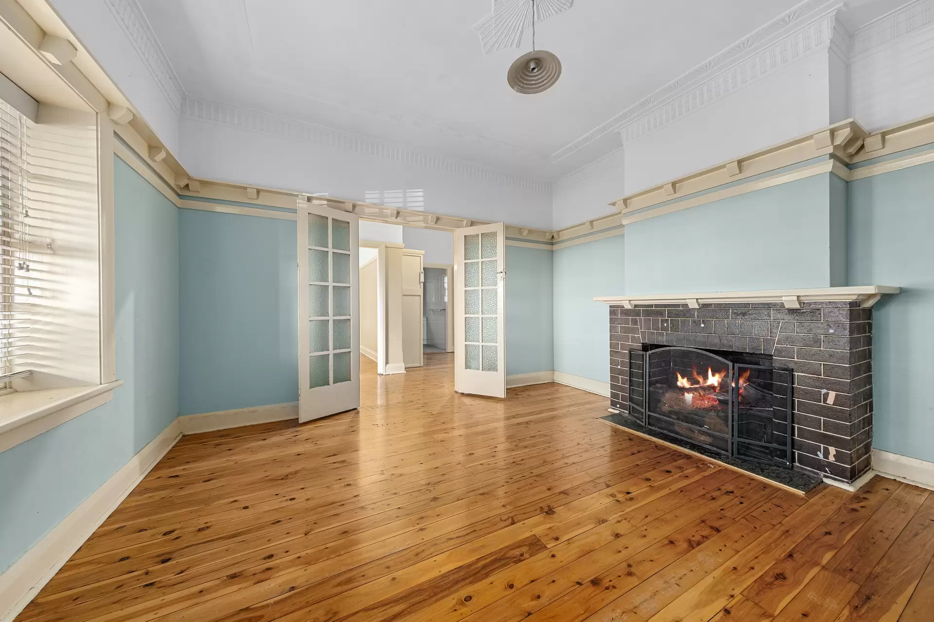 102 Francis Street, Richmond Auction by Cutcliffe Properties - image 1