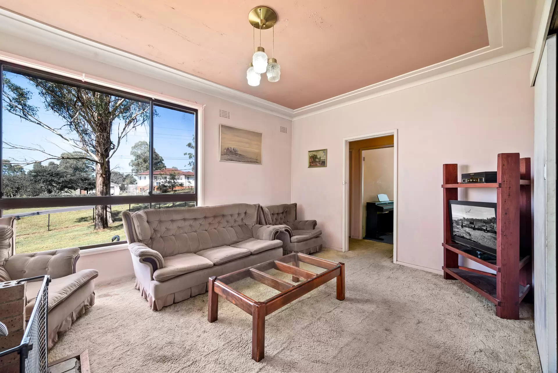 234 Seventh Avenue, Llandilo Sold by Cutcliffe Properties - image 1