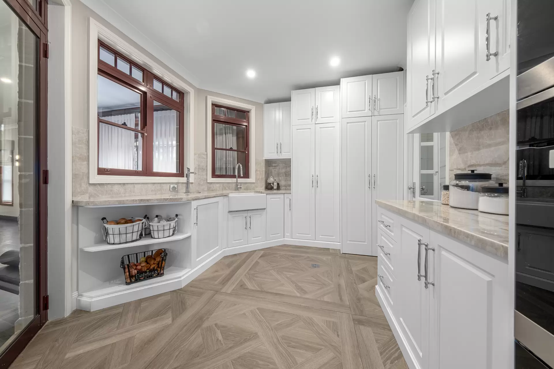 708 East Kurrajong Road, East Kurrajong For Sale by Cutcliffe Properties - image 1