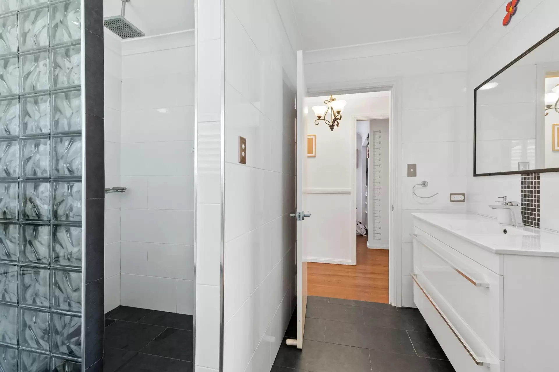 679 George Street, South Windsor Sold by Cutcliffe Properties - image 1