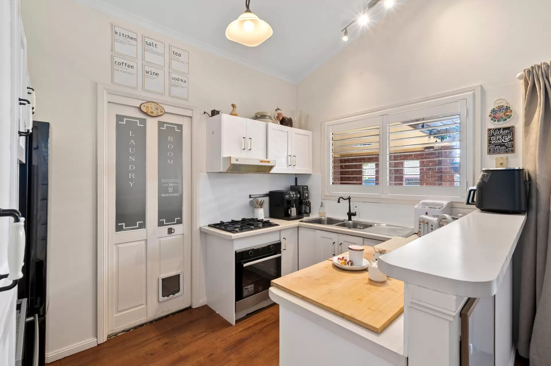 679 George Street, South Windsor Sold by Cutcliffe Properties - image 1