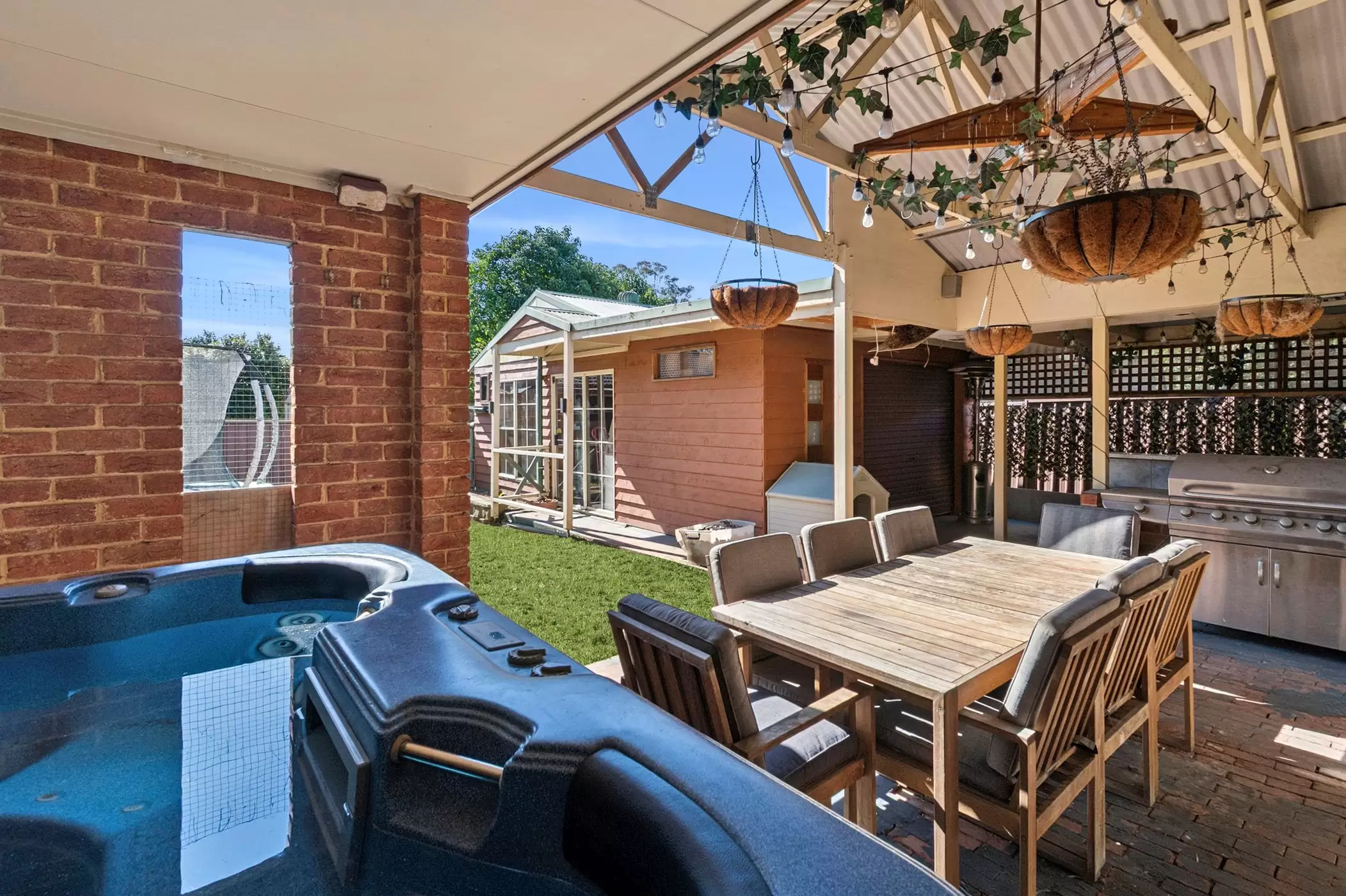 679 George Street, South Windsor Sold by Cutcliffe Properties - image 8