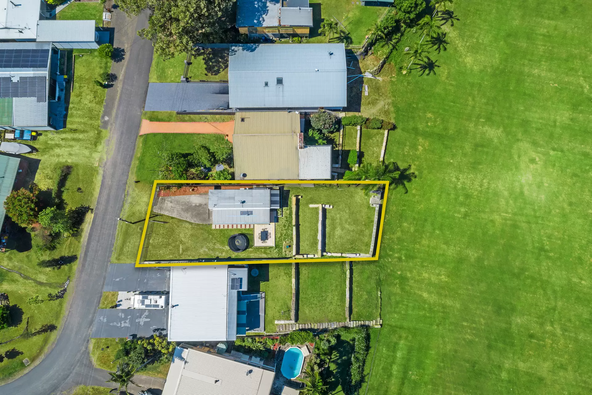 15 Water Ski Parade, Cumberland Reach Sold by Cutcliffe Properties - image 1